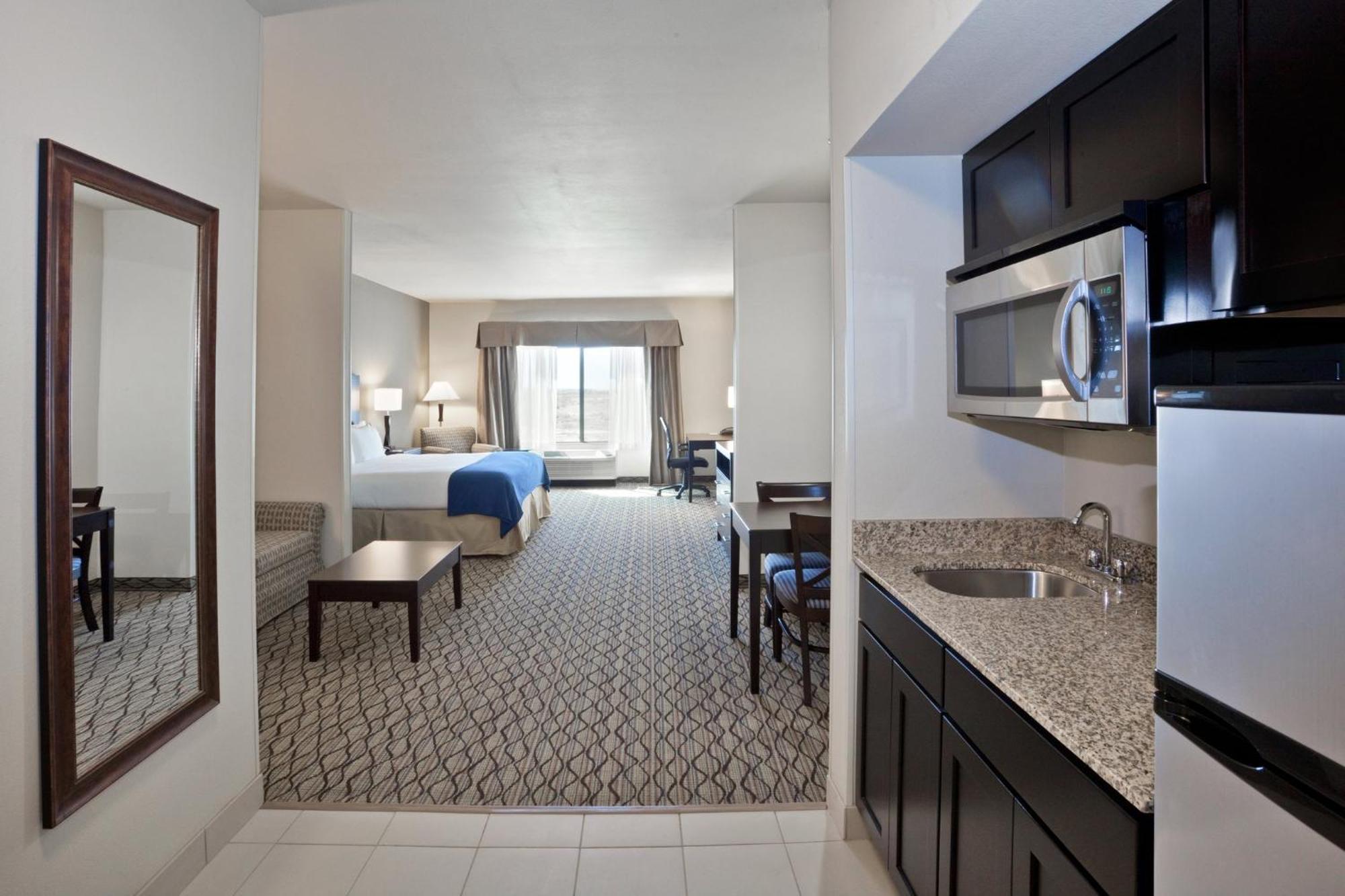 Holiday Inn Express & Suites Deming Mimbres Valley By Ihg Exterior photo
