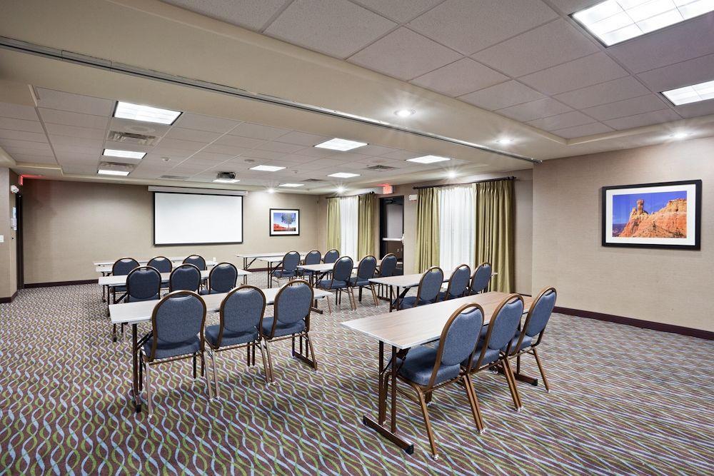 Holiday Inn Express & Suites Deming Mimbres Valley By Ihg Exterior photo